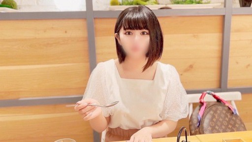 FC2PPV-3106486 Seorang gadis berambut hitam pendek dengan tubuh minimalis disetubuhi oleh seorang gadis tampan berusia 18 tahun dengan penis besar seukuran orang dewasa dan penis besar seukuran orang dewasa yang keluar dari vaginanya dan dia klimaks!