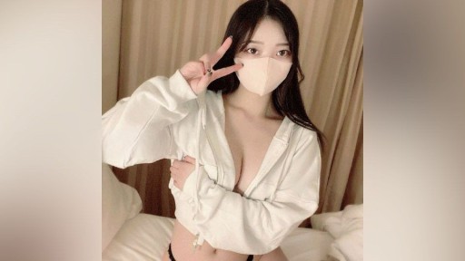 FC2PPV-4041599 Seorang wanita menikah yang hilang, haus akan cinta dan hasrat seksual, jatuh cinta pada ayam tampan!