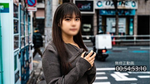 FC2PPV-4329940 Nee-chan sangat ingin menjual host. Creampie mentah dua kali