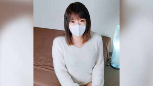 FC2PPV-4339200 Tubuhnya yang menggairahkan dengan kulit halus dibelai oleh seorang pria paruh baya, dan ketika dia memasukkan penisnya yang tebal ke dalam dirinya, vaginanya menetes dengan cairan keruh dan dia cum!