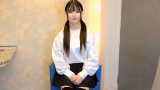 FC2PPV-4420877 Setinggi lutut + ekor kembar ♡ Seks creampie ganda dengan senyum malaikat dan Yumi yang super imut!